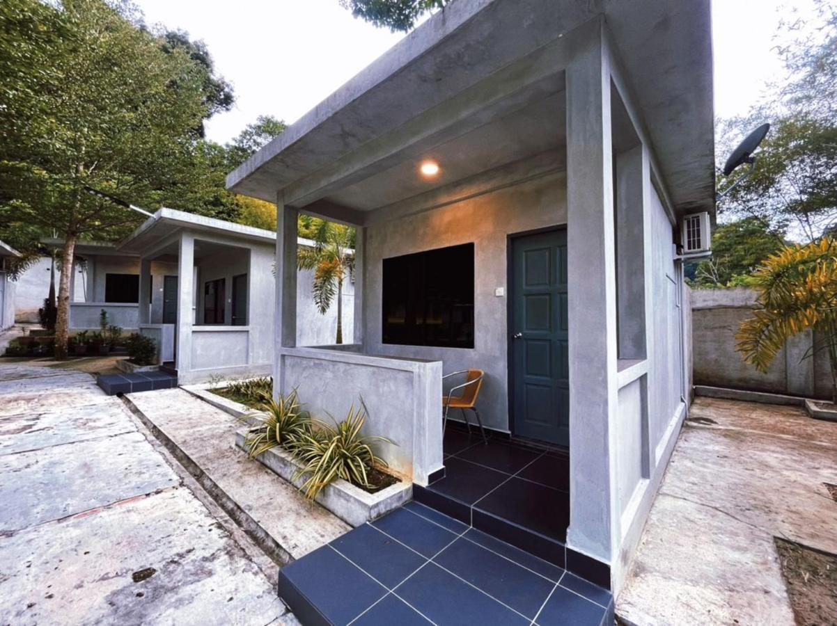 Pangkor Nature View House *