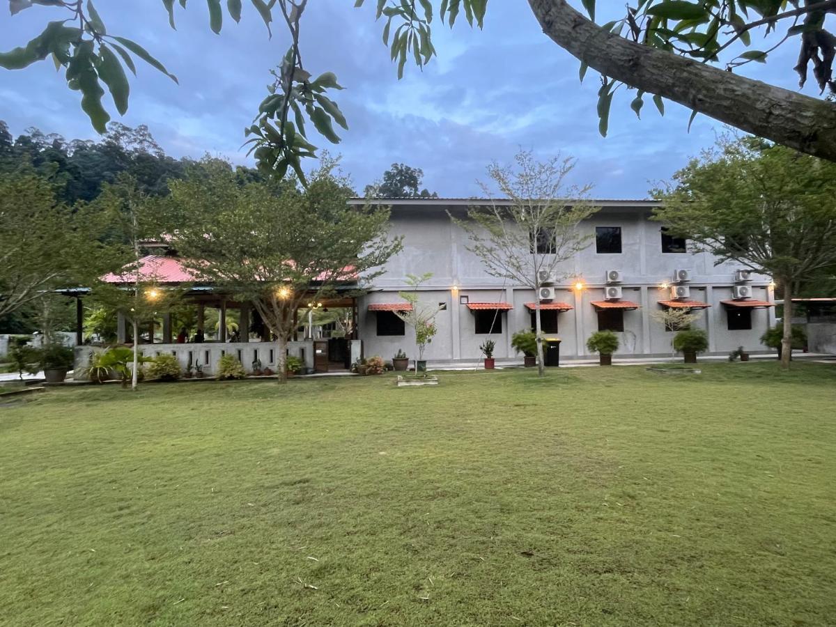 Pangkor Nature View House *